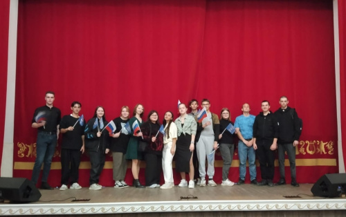 Студенты Куйбышевского филиала ФГБОУ ВО «НГПУ» присоединились к празднованию Дня воссоединения Донбасса и Новороссии с Россией