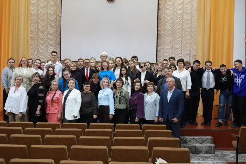 «Как здорово, что вы преподаватели КФ НГПУ!»: в Куйбышевском филиале НГПУ ярко отметили День учителя