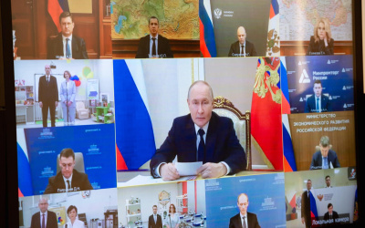 Сергей Кравцов: «Почти 750 тысяч человек сдают ЕГЭ в 2026 году»