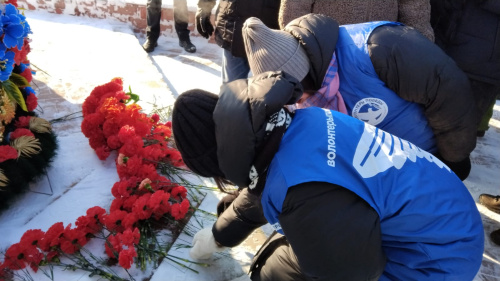 Студенты Куйбышевского филиала ФГБОУВО «НГПУ» почтили память россиян, исполнявших служебный долг за пределами Отечества 