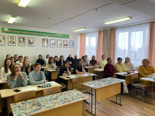 Заключительный аккорд Недели арт-психологии: творчество, вдохновение и «Карта Желаний»!