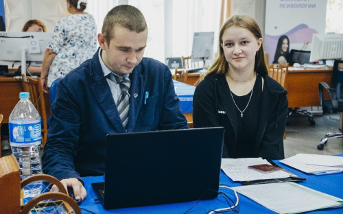 НГПУ вошёл в тройку самых популярных педагогических вузов России по количеству абитуриентов