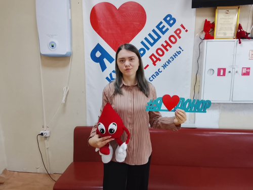 Капли жизни: студенты Куйбышевского филиала ФГБОУ ВО «НГПУ» вновь стали донорами крови