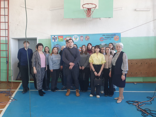 Студенты Куйбышевского филиала ФГБОУ ВО «НГПУ» расширяют горизонты: профориентационный визит в МБОУ СОШ № 10