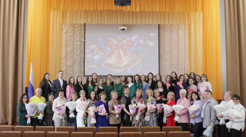 В Куйбышевском филиале ФГБОУ ВО «НГПУ» прозвучал последний звонок