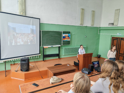 Интеллектуальная игра «Народов много – Родина одна» объединила студентов КФ НГПУ