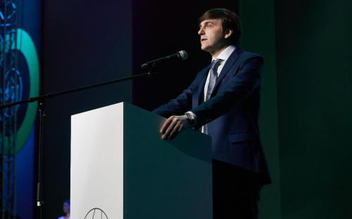 Сергей Кравцов: только от 1 до 3% выпускников педвузов покидают школы после трудоустройства