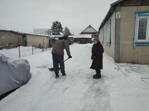 «Искра» добра. Волонтёры вуза вновь поддержали семью героя!