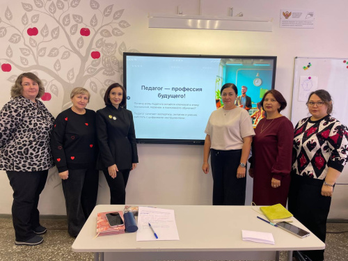 Студенты и преподаватели Куйбышевского филиала ФГБОУ ВО "НГПУ" на хакатоне «Мастерская психолого-педагогических компетенций»