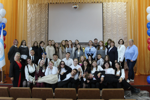 Адаптив для первокурсников в Куйбышевском филиале НГПУ: дан старт студенческой жизни!